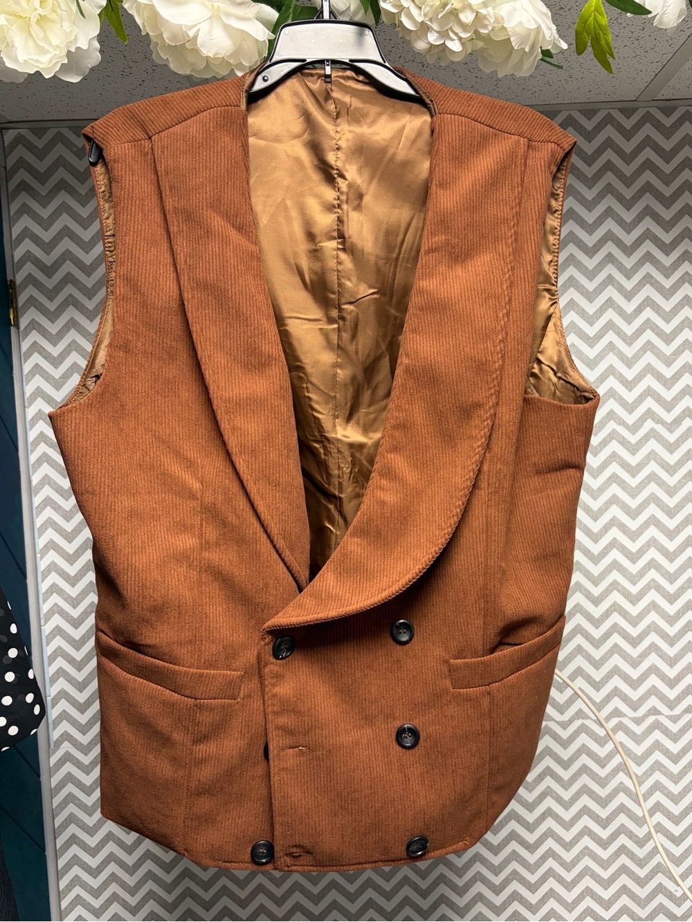 Double-Breasted Corduroy Vest in Brown/Rust with Pockets